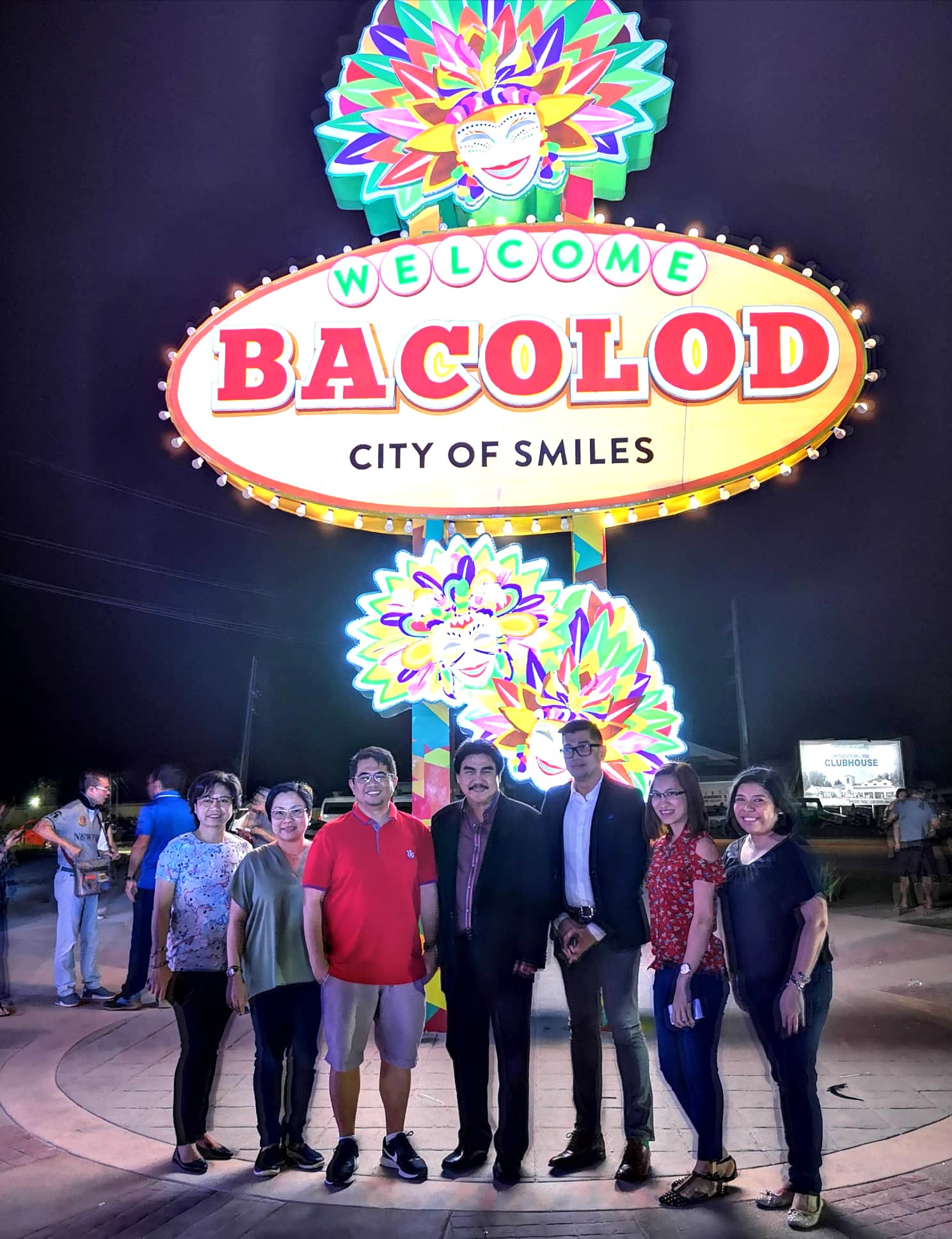 Bacolod Welcome Marker - Mayor Leonardia and Harold with Negrense Bloggers