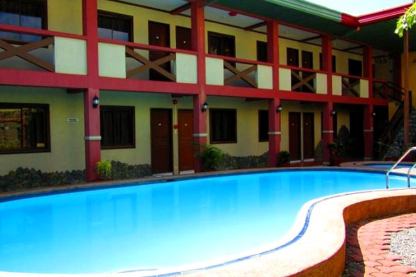 Saltimboca Tourist Inn - Bacolod Low Priced Pension Houses 